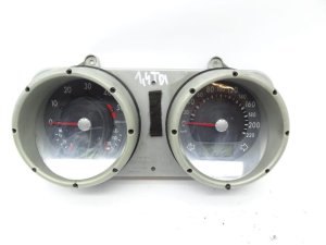 Varvräknare VW Polo  1036025070 5220301800 Motometer