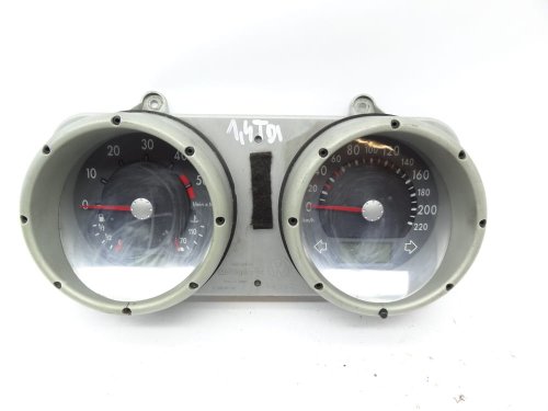 Varvräknare VW Polo  1036025070 5220301800 Motometer