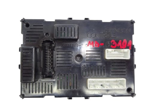 Styrenhet BCM L2CR+ Johson Controls 8200652286 Clio 3 1.4