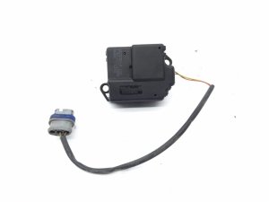 Motor för reglering av luckan 657339 16107210205