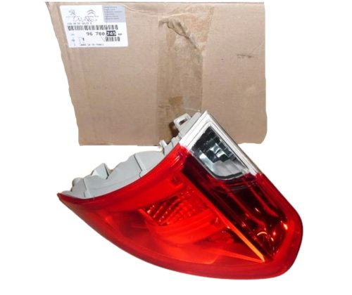 Lampa höger bak  9678074580 Ny OE PSA 2008