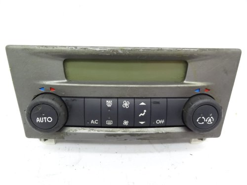 Klimatanläggningspanel 8200264424 Renault Laguna 2