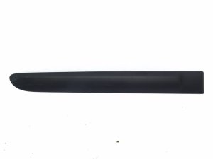 Dörrlist höger bak Clio 2 Lift 5 dörrar 8200072234