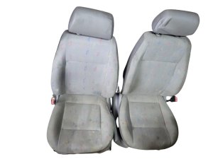 Framstolar 2K0881105A OE Volkswagen Caddy