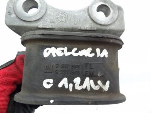 Kudde  Motorstöd Opel Corsa 1,2 16 V 9227878
