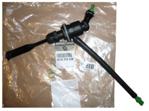 Kopplingspump Duster 2,0 16V 306107623R  Ny originaldel från Renault