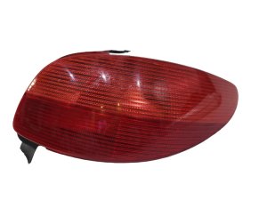 Lampa höger bak  6351K4 Peugeot 206  98-03
