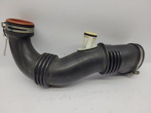 Luftslang 1.6HDI 1434E1 9687883680 Citroen Peugeot