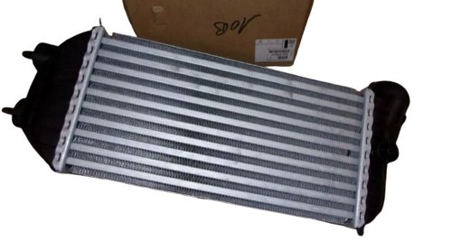 Luftkylare 2.0HDI 0384P3 Ny OE PSA 3008