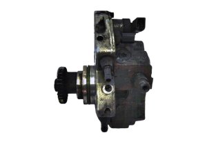 Insprutningspump OM642 A6420700201 Mercedes Viano