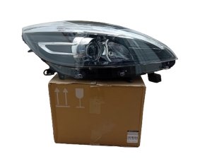 Reflektor höger 260108453R Ny OE Renault Scenic III 12-16