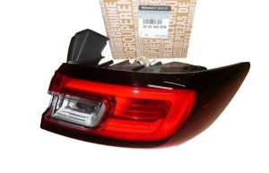 Lampa höger bak 265504307R Renault Clio IV Original