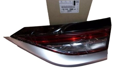 Lampa höger bak 9833607280 Citroen DS3 Crossback Original