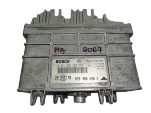 Motorstyrenhet 0261203302/303 030906026R