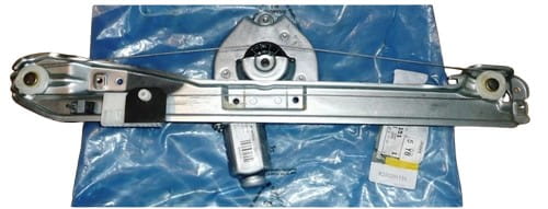 Fönsterhiss, vänster bak 8200291151 Renault Clio III Original