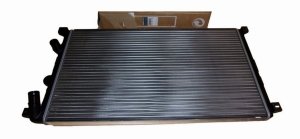 Vattenkylare 7701057119 Renault Master II Original