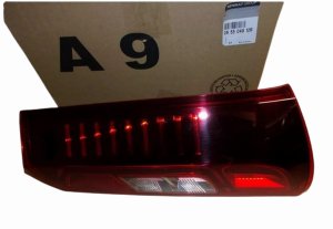 Lampa höger bak 265504912R Renault Express Original