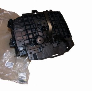 Batterifäste 244287528R Renault Trafic III Original Ny