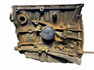 Nedre motorblock   2.0 16V F4R F4K 7701478510   Renault