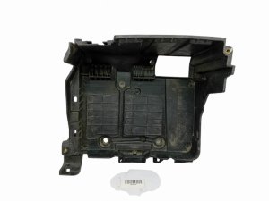 Batterifäste 1.5DCI 8200467409 Renault