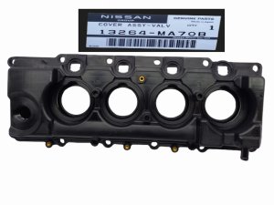 Ventilkåpa 3.0DCI  13264MA70B Ny OE Renault Mascott