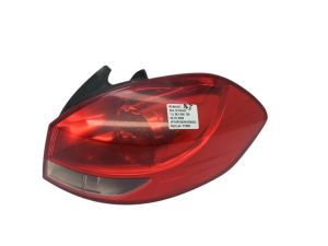 Lampa höger bak 8200586844 Renault Clio 3 Kombi