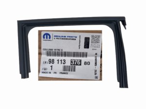Fönsterpackning höger bak 9811337680 Peugeot 2008 13- Original