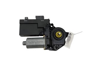 Fönsterhissmotor vänster fram 9634457580 Peugeot 307
