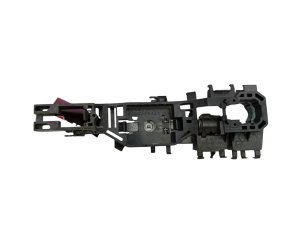 Dörrhandtag vänster fram 8200028463 Renault Scenic II