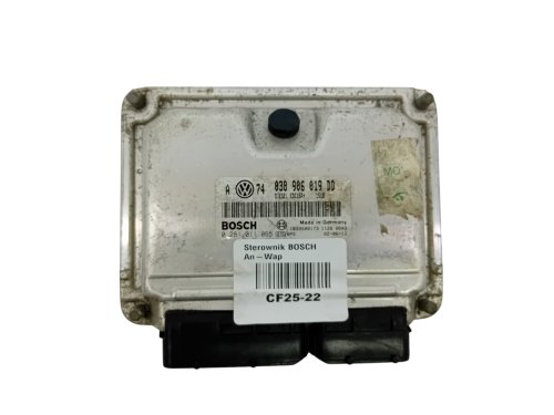 Styrenhet  ECU 038906019DD 0281011065 Volkswagen