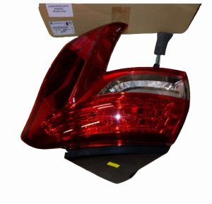 Bakre höger lampa 1607955480 Citroen C4 Aircross Original