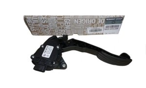Gaspedal 180107523R Master 3 Movano NV400 Original