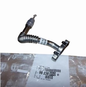 Oljeledning 9823885080 Peugeot 208 2008 II 1.5BLUEHDI Original Ny