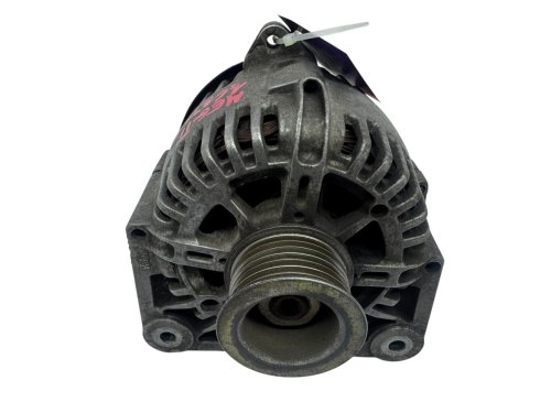 Generator 1.5 1.9 dci 8200290215 TG11C022  Valeo  Renault