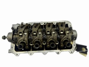 Cylinderhuvud 8200042722 7701475751 Renault Clio 2 Kangoo 1.2 16v D4F