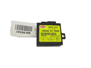 Styrenhet Kia 0K2AC677R0D  10995405