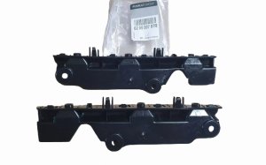 Stötfångarfäste fram 620500787R Renault Master 19-Ny original