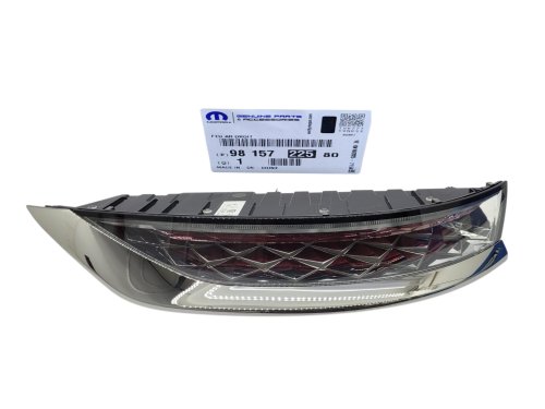 Lampa höger bak 9815722580 Citroen DS7 Original