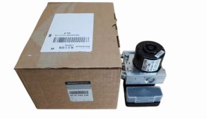 ABS-bromspump 8201044236 Renault Twingo II 1.2 16V Original Ny