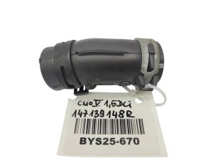Luftslang 1.5 dCi EGR 147139148R Begagnad Original Renault Dacia