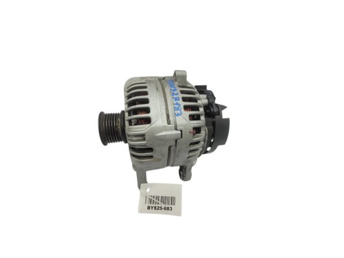Generator  1.4 1.6 8200327183 0124525070   Renault Dacia