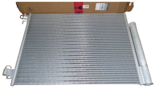 Kondensor till luftkonditionering 921001697R Renault Twingo III Original Ny