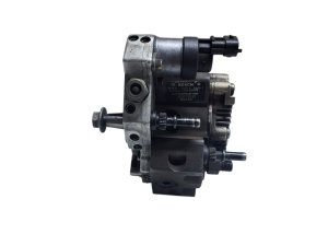 Insprutningspump 1.9 DCI 8200108225 0445010075 Renault Begagnad original