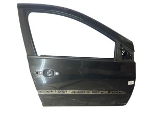 Höger framdörr 7751479112 Renault Clio III 5D NV676 Begagnad original
