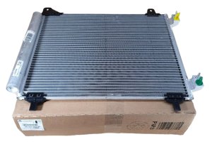 Kondensor till luftkonditionering 9825359280 Peugeot 2008 II Original Ny