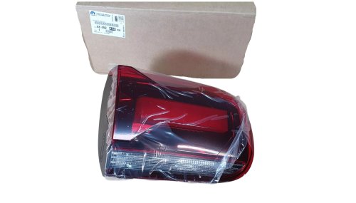 Baklampa vänster baklucka 9845247480 Citroën C5 Aircross Ny original