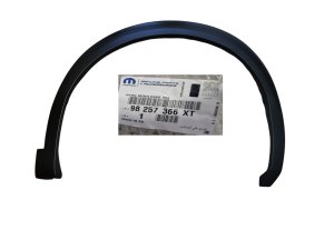 Framskärmslist höger 98257366XT Peugeot 2008 II Ny original