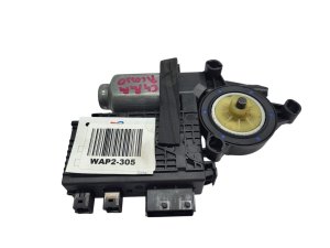 Fönsterhissmotor höger fram Citroën C4 Picasso 9222GZ Begagnad original