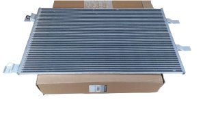 Kondensor för luftkonditionering 921001397R Renault Kangoo II Original Ny