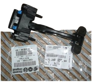 Framdörrsbegränsare 1394172080 L=P Fiat Ducato 2014> Original Ny